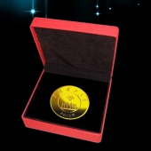 2012年10月：華南理工大學(xué)同學(xué)師生聚會(huì)制作紀(jì)念金幣定制