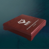 2014年7月：深圳金賽銀并購基金公司企業(yè)上市紀念銀幣定做