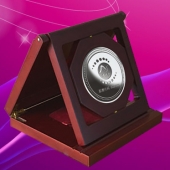 2015年10月定做　四川貢嘎雪公司股票上市純銀紀(jì)念幣定做